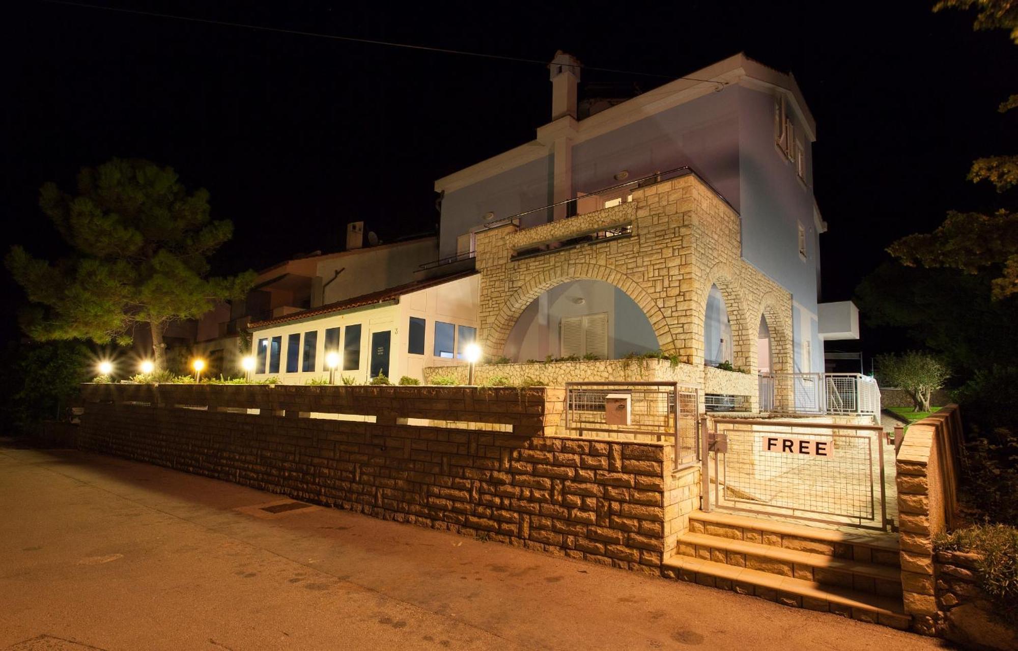 Bed&Breakfast Lucija Bed and Breakfast Punat Exteriör bild